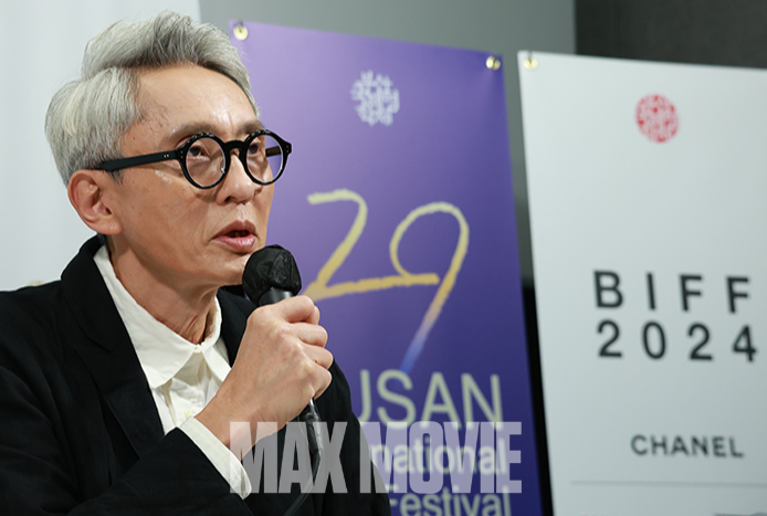 [맥스포토] <b>마츠시게 유타카</b>, '고독한 미식가 더 무비'로 BIFF 참석