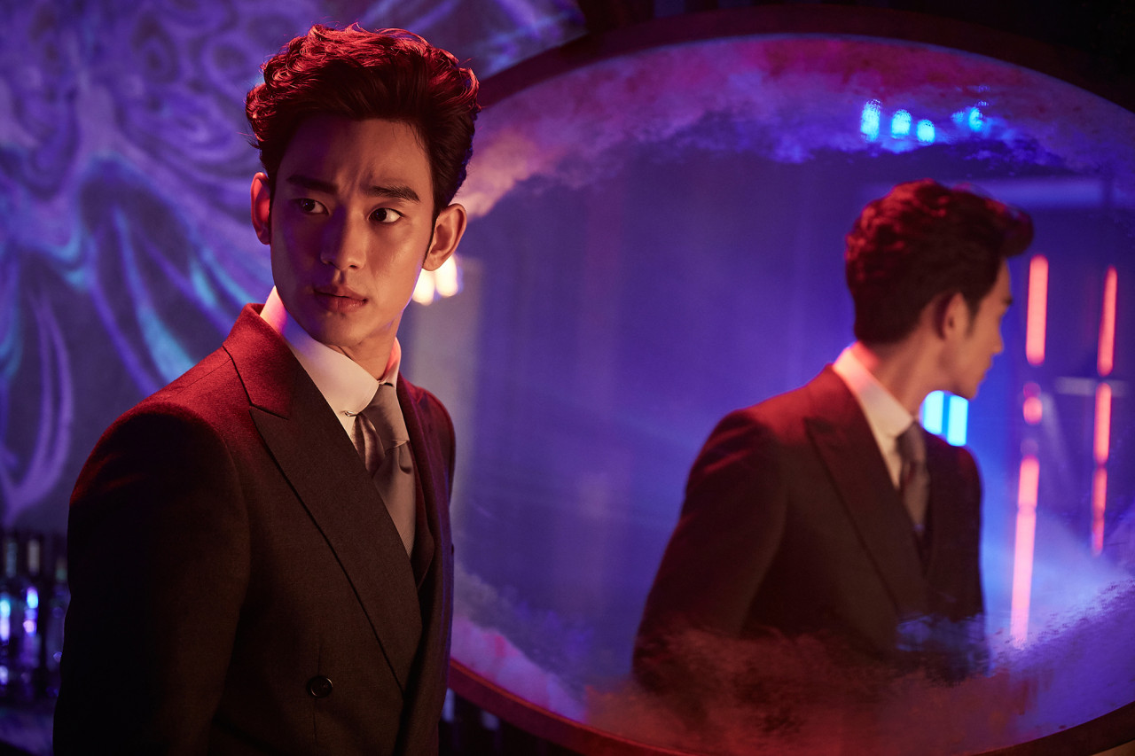 <b>김수현</b>의 '<b>리얼</b>' 8년 만에 또 <b>논란</b>의 중심...괴작과 망작 사이
