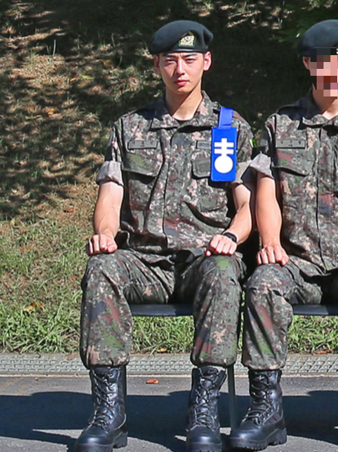 <b>차은우</b>, 알고 보니 '군인' 체질? 입대하자마자 '<b>중대장 훈련병</b>'