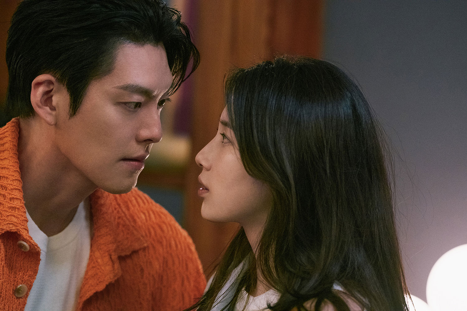 <b>김우빈</b>·수지의 재회, 김은숙 작가의 마법...'다 이루어질지니'의 승부...